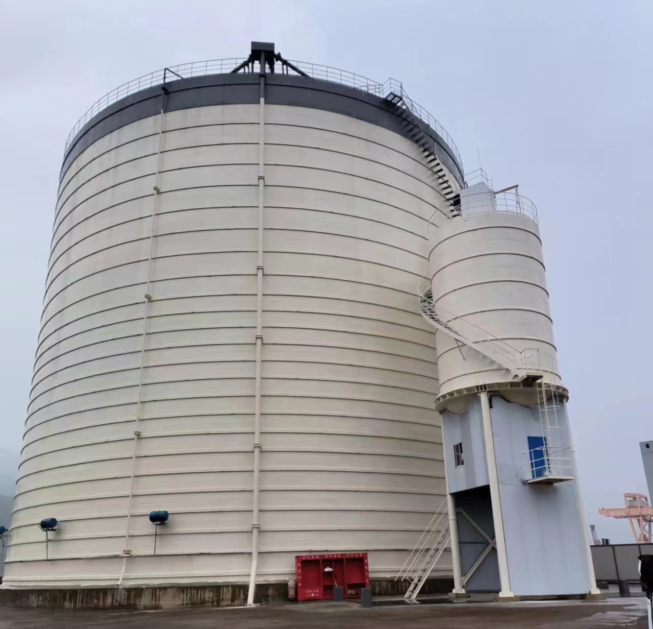 浦江10万吨水泥钢板库